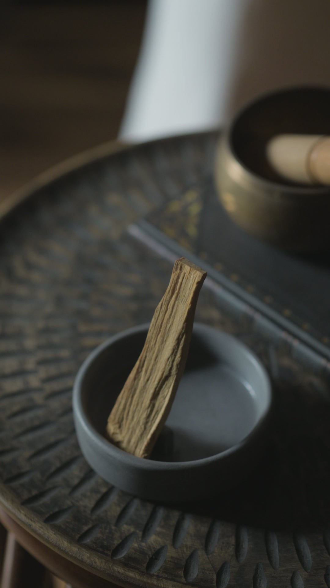 Palo Santo Sticks with Concrete Holder